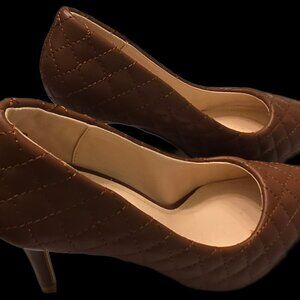 Brown Pumps